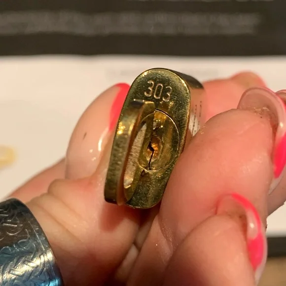 Authentic Louis Vuitton #303 lock and key with unbranded chain - Picture 2 of 8